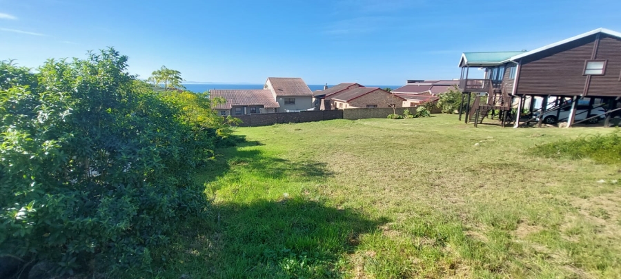  Bedroom Property for Sale in Wavecrest Eastern Cape